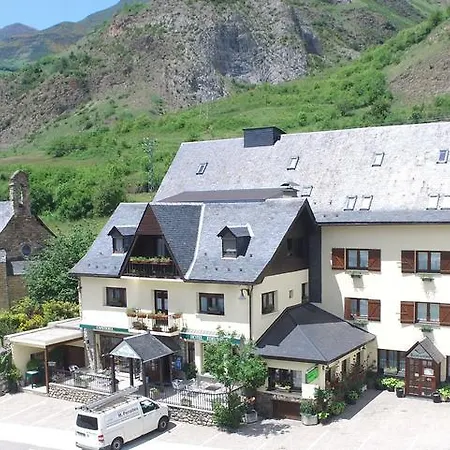 Edelweiss Hotel Arties